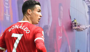 Read more about the article Manchester United remove fotografia de Cristiano Ronaldo do estádio