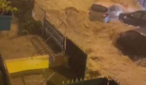Read more about the article Mulher morre em cave inundada pela chuva torrencial em AlgÃ©s
