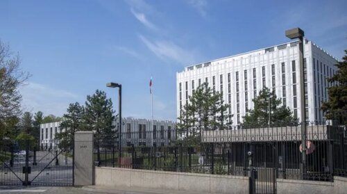 Read more about the article 🔥 Enviar munições com urânio empobrecido para a Ucrânia é sinal de “desumanidade”, acusa embaixada russa em Washington