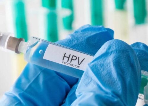 Read more about the article ðŸš€ Estudo recomenda vacinaÃ§Ã£o a jovens do sexo masculino: HPV Ã© uma ameaÃ§a para todos!