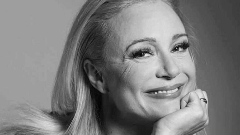 Read more about the article Carla Andrino abre o coração