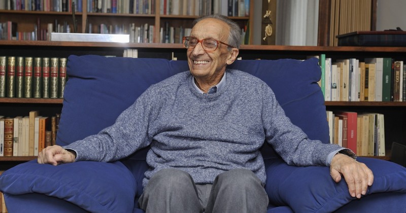 Read more about the article Escritor português morre aos 97 anos